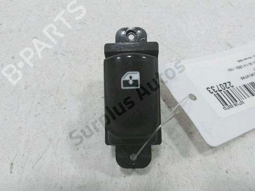 Used Right front window switch Right front window switch 37772971 37772971