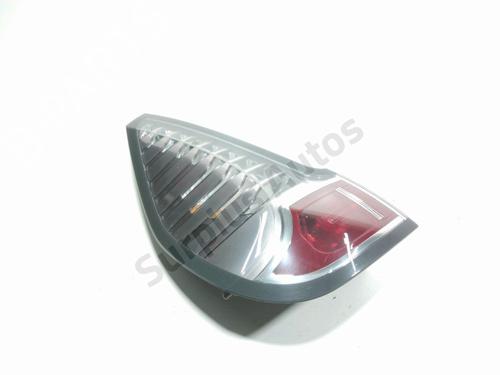 left-taillight-renault-scenic-iii-jz01_-2008-2009-2010-2011-2012-2013-2014-2015-2016-33034897 main image