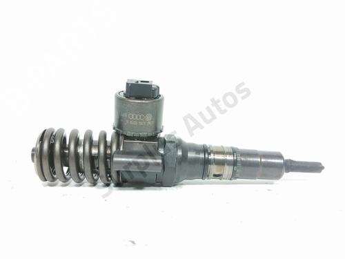Used Injector Injector VW GOLF V Variant (1K5) 2.0 TDI 16V (140 hp) 34231921 34231921