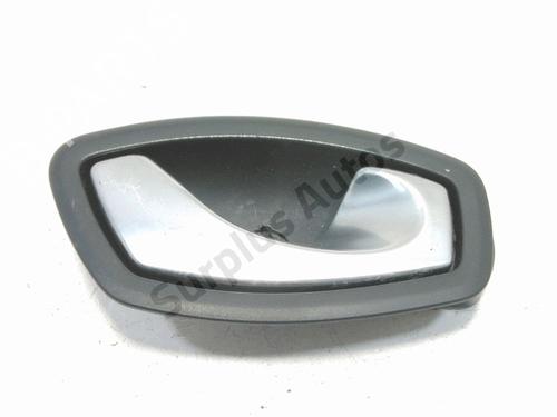 Used Front right interior door handle Front right interior door handle RENAULT MEGANE III Grandtour (KZ0/1) 1.9 dCi (KZ0J, KZ0N, KZ1S) (131 hp) 39706411 39706411