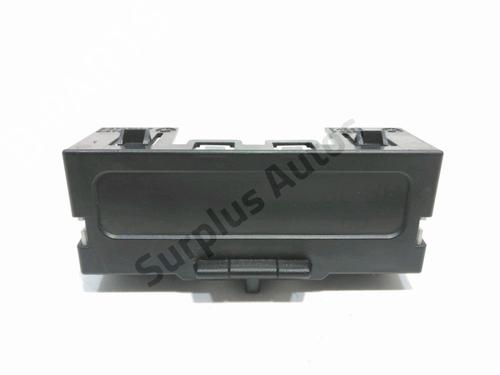 Used Display monitor Display monitor RENAULT CLIO II (BB_, CB_) 1.2 (BB0A, BB0F, BB10, BB1K, BB28, BB2D, BB2H, CB0A,... (58 hp) 32976015 32976015