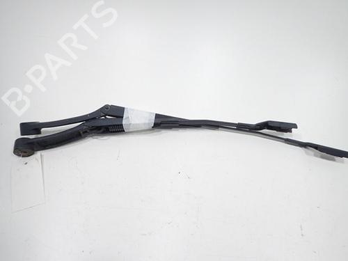 Used Front windshield wiper arm KIA CEE'D SW (ED) 1.6 CRDi 115 (115 hp) 31007527