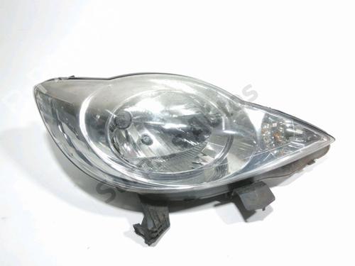 Used Right headlight PEUGEOT 107 (PM_, PN_) 1.0 (68 hp) 32770980