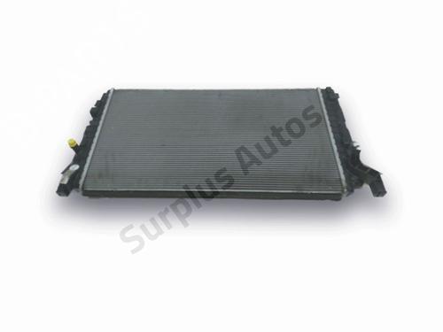 water-radiator-bmw-1-f40-2019-38587008 main image