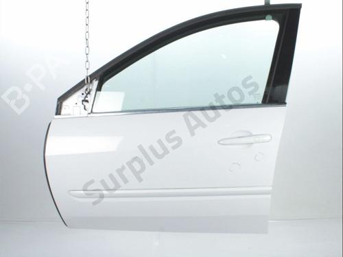 Used Left front door RENAULT LAGUNA III (BT0/1) 2.0 dCi (BT01, BT08, BT09, BT0E, BT0K, BT12, BT1C, BT1D,... (150 hp) 32488564