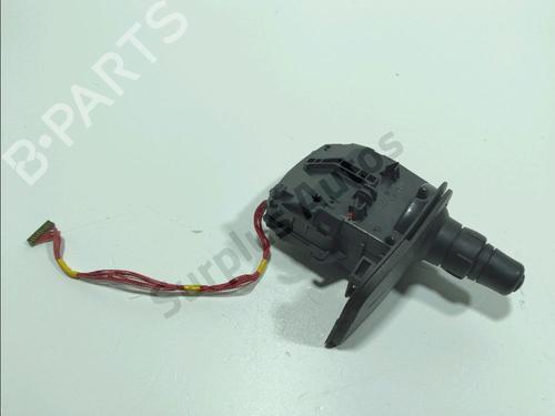 Interruttore luci Interruttore luci RENAULT CLIO III (BR0/1, CR0/1) 1.5 dCi (BR17, CR17) (86 hp) 36946580 36946580