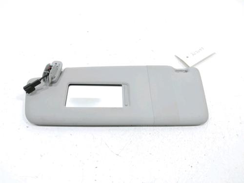 Used Left sun visor Left sun visor 31004070 31004070
