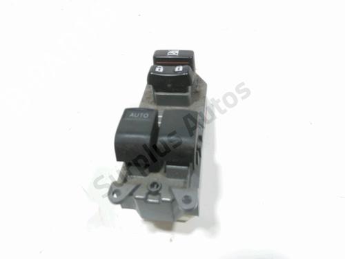 Used Left front window switch TOYOTA YARIS (_P13_) 1.0 (KSP130_, KSP130) (69 hp) 32154044