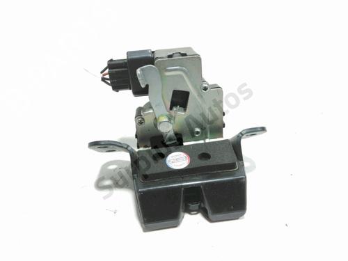 Fechadura da mala Fechadura da mala HYUNDAI i30 (FD) 1.6 CRDi (90 hp) 34002027 34002027