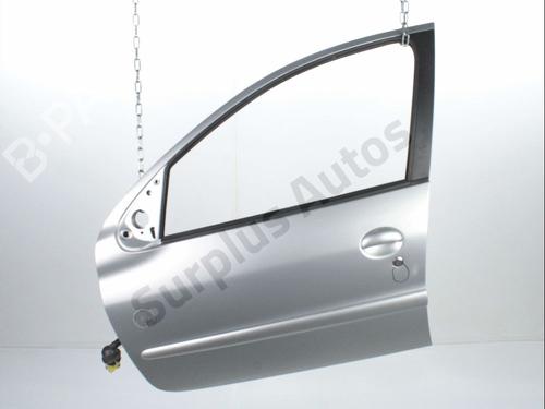 Używane Drzwi przednie lewe PEUGEOT 206 Hatchback (2A/C) 1.4 i (75 hp) 29296973