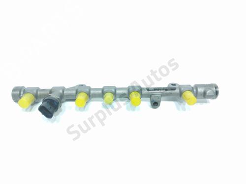 Used Injection rail Injection rail SUZUKI GRAND VITARA II (JT, TE, TD) 1.9 DDiS All-wheel Drive (JT419, TD44, JB419WD, JB419XD,... (129 hp) 33231035 33231035