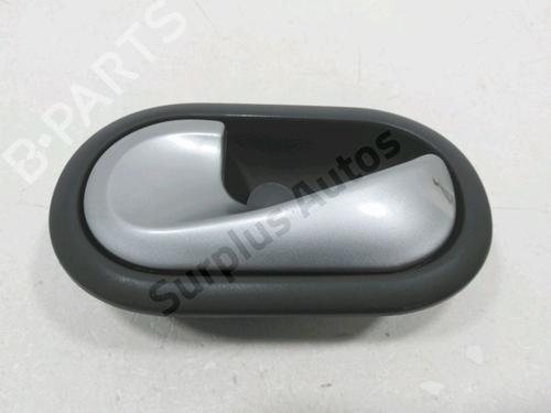 Used Front left interior door handle RENAULT CLIO III Grandtour (KR0/1_) 1.5 dCi (KR0F) (86 hp) 31207677