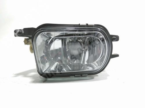 left-front-fog-light-mercedes-benz-c-class-w203-2000-2001-2002-2003-2004-2005-2006-2007-34178415 main image