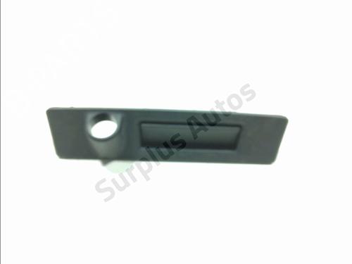 switch-tesla-model-3-5yj3-2017-36519325 main image