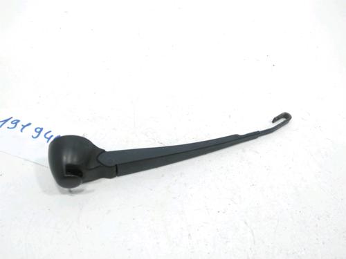 Used Rear windshield wiper arm VW GOLF IV (1J1) 1.9 TDI (115 hp) 31007309