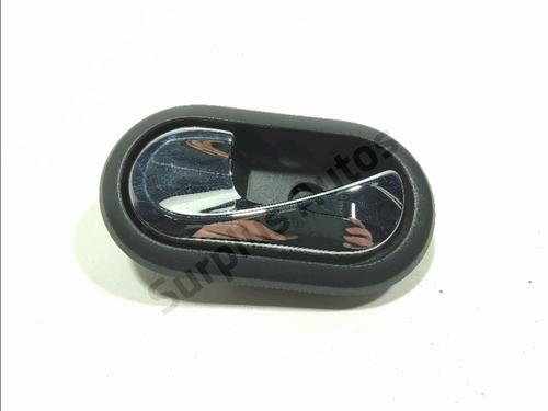 Used Front left interior door handle Front left interior door handle 33111997 33111997
