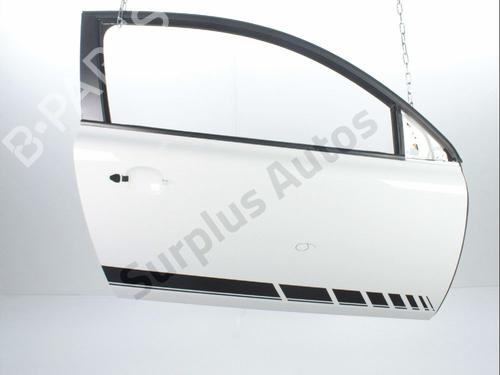 Used Right front door VOLVO C30 (533) D5 (180 hp) 28243741