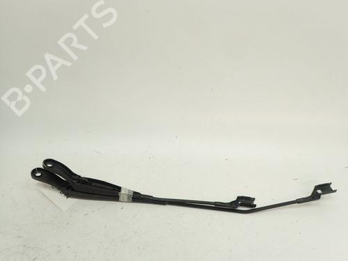 Used Front windshield wiper arm RENAULT TWINGO II (CN0_) 1.5 dCi (CN0E) (64 hp) 31007517