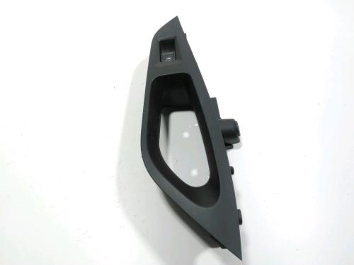 Used Right rear window switch Right rear window switch SEAT LEON ST (5F8) 1.6 TDI (105 hp) 37778331 37778331
