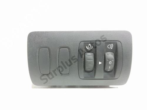 Used Headlight switch Headlight switch RENAULT CLIO III (BR0/1, CR0/1) 1.5 dCi (C/BR0G, C/BR1G) (68 hp) 33733527 33733527