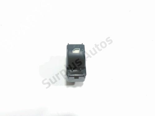 Used Right front window switch Right front window switch CITROËN BERLINGO Box Body/MPV (B9) 1.6 HDi / BlueHDi 75 (75 hp) 29857837 29857837