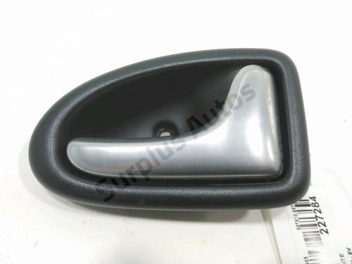 Used Rear right interior door handle Rear right interior door handle RENAULT CLIO II (BB_, CB_) 1.5 dCi (B/CB07) (65 hp) 30999916 30999916