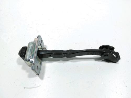 hingedoor-check-strap-renault-megane-iv-hatchback-b9amn_-2015-28248873 main image