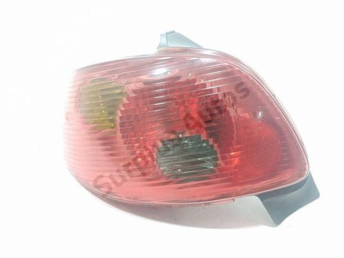 Used Left taillight Left taillight PEUGEOT 206 Hatchback (2A/C) 1.4 16V (88 hp) 40060875 40060875