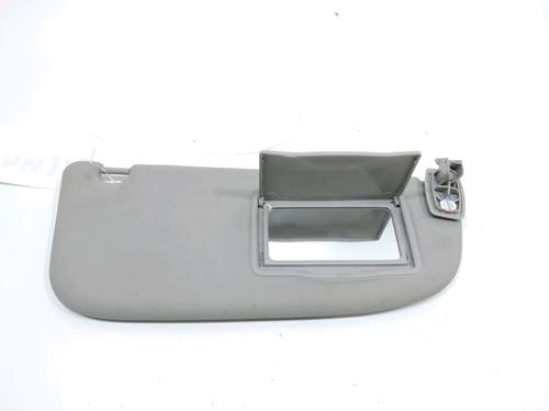 Used Right sun visor Right sun visor 31002501 31002501