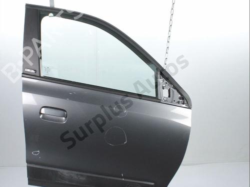 Used Right front door Right front door 37168008 37168008