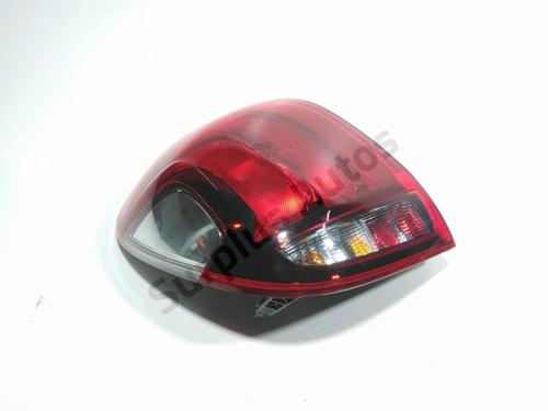 Farolim esquerdo PEUGEOT 108 1.0 VTi (69 hp) 31180980