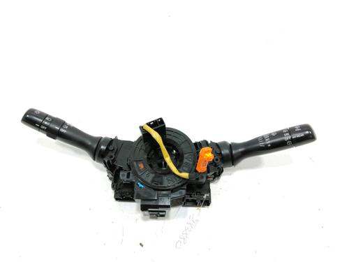 Comandos do volante TOYOTA YARIS (_P9_) 1.0 VVT-i (KSP90_, KSP90R) (69 hp) 31607931
