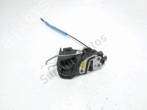 front-right-lock-kia-stonic-yb-2017-34389955 main image