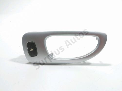 Used Right rear window switch PEUGEOT 307 Break (3E) 1.6 HDi 110 (109 hp) 30654700