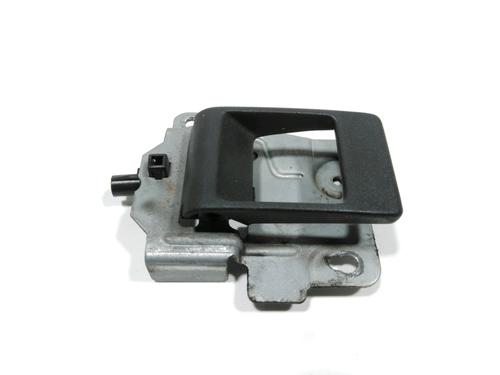 Used Rear left interior door handle LAND ROVER FREELANDER I (L314) 2.0 DI 4x4 (98 hp) 28252686