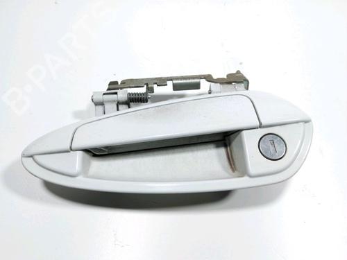 Used Front left exterior door handle Front left exterior door handle 37774610 37774610
