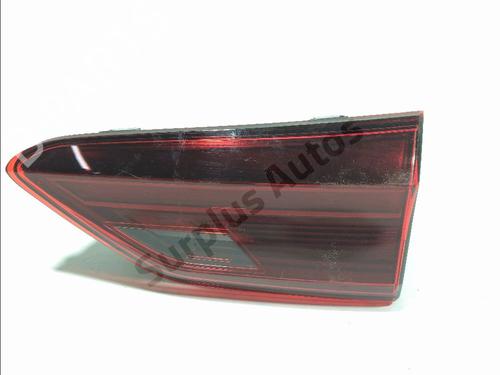 right-tailgate-light-vw-polo-vi-aw1-bz1-ae1-2017-32976230 main image