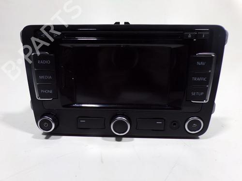 Radio VW GOLF VI (5K1) 2.0 TDI (170 hp) 28231751