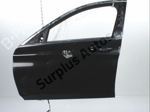 left-front-door-mercedes-benz-c-class-w205-2013-2014-2015-2016-2017-2018-2019-2020-2021-2022-2023-31845984 main image