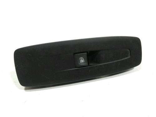 Used Right front window switch RENAULT MEGANE IV Hatchback (B9A/M/N_) 1.5 dCi 110 (B9A3) (110 hp) 28238396