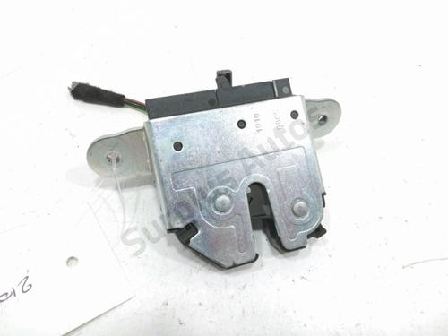 Used Tailgate lock OPEL MERIVA B MPV (S10) 1.3 CDTI (75) (95 hp) 28803928