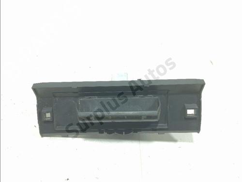 Used Tailgate handle Tailgate handle PEUGEOT 206+ (2L_, 2M_) 1.1 (60 hp) 39525030 39525030