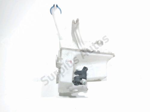 windscreen-washer-tank-hyundai-i20-ii-gb-ib-2014-2015-2016-2017-2018-2019-2020-2021-32226740 main image