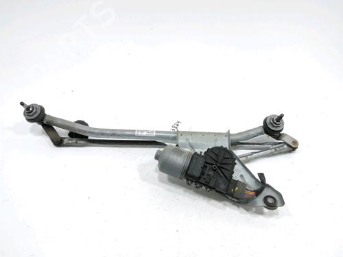 Used Front wipers mechanism DACIA SANDERO 1.5 dCi (68 hp) 31008325