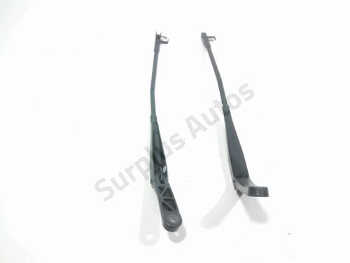 Used Front windshield wiper arm VW GOLF PLUS V (5M1, 521) 2.0 TDI (136 hp) 28972404