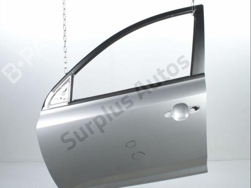 Used Left front door KIA CEE'D Hatchback (ED) 1.6 CRDi 90 (90 hp) 31180787