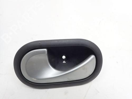 Used Front left interior door handle RENAULT CLIO III (BR0/1, CR0/1) 1.5 dCi (BR17, CR17) (86 hp) 30996368