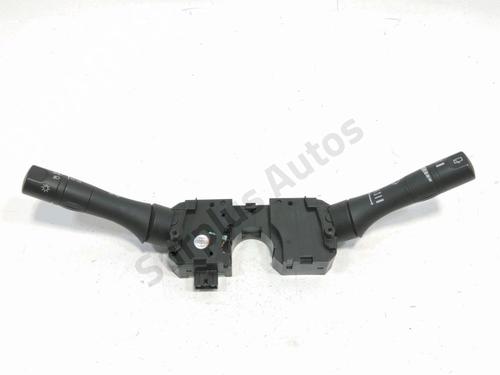 steering-wheel-controls-nissan-juke-f15-2010-2011-2012-2013-2014-2015-2016-2017-2018-2019-39088667 main image