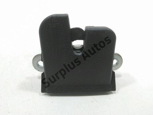 Used Tailgate lock VW GOLF VII (5G1, BQ1, BE1, BE2) 1.6 TDI (105 hp) 31180866