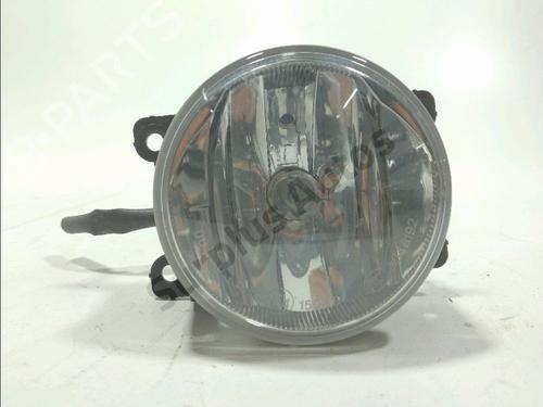 right-front-fog-light-peugeot-2008-i-cu_-2013-39491292 main image